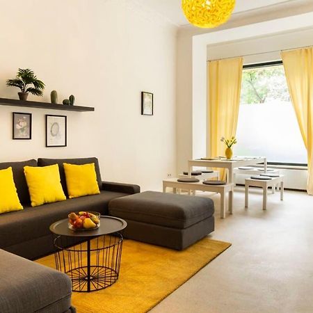Modern 2 Bedroom Apartment In Berlin Schoeneberg Berlim Exterior foto